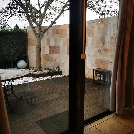 A La Belle Vie * Saint-Emilion